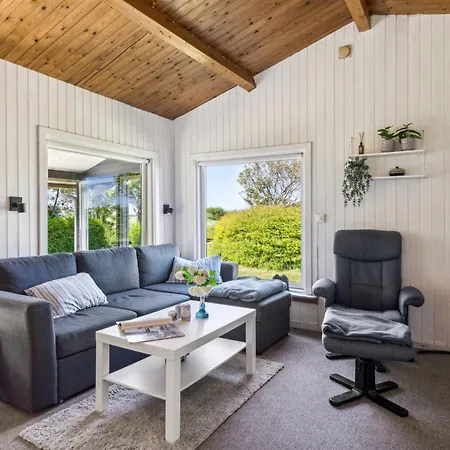 Benthe - 200m From The Sea By Interhome *